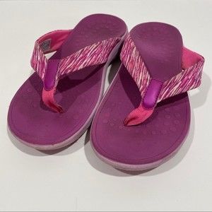 Vionic Serene Kapel Purple Flat Flip Flop Sandals